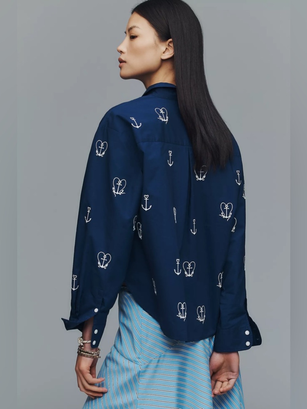 Maeve Shrunken Bennet Buttondown Navy Anchor - Picture 2 of 7